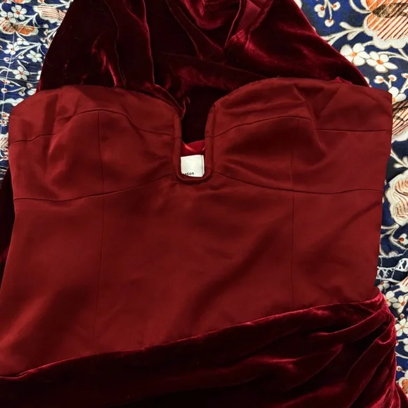 NWT Reformation Minara Strapless Midi Dress in Chianti Size 8 - Picture 15 of 17